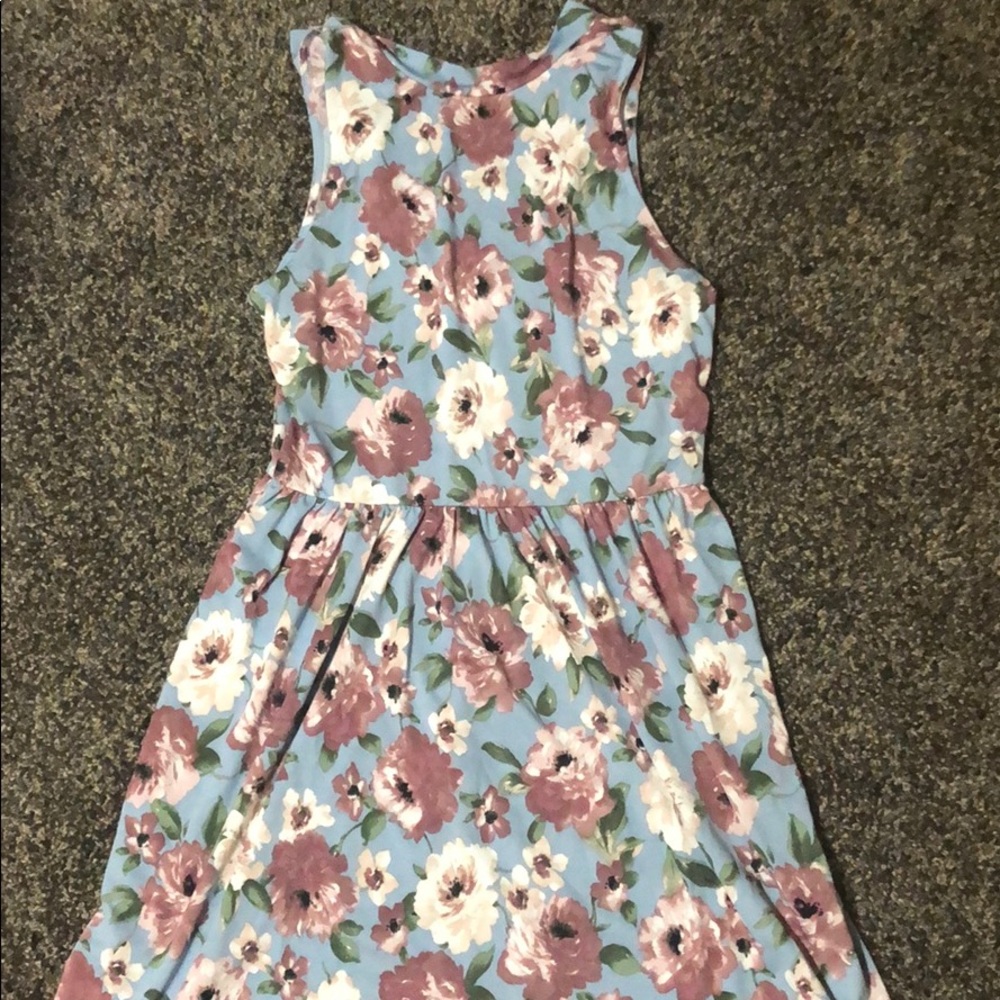 Charming Charlie’s Flower Dress size M
